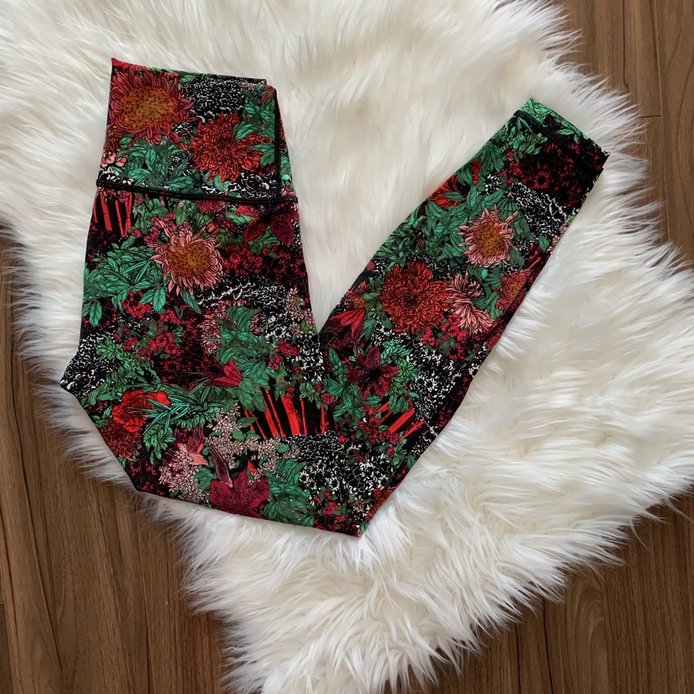 Lululemom Wunder Under Floral